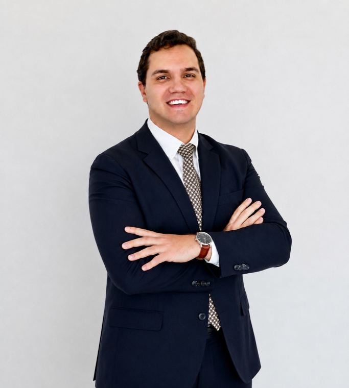 Gonçalo Martins Giro, Lawyer